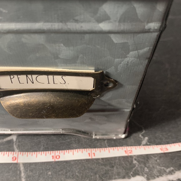 Rae Dunn PENCILS and PENS holder - Picture 10 of 11